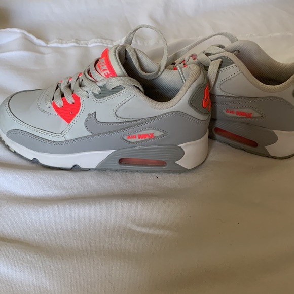 Nike Air Max shoes - Picture 6 of 7